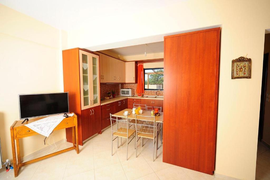 Idili Apartment Pánormos Екстериор снимка